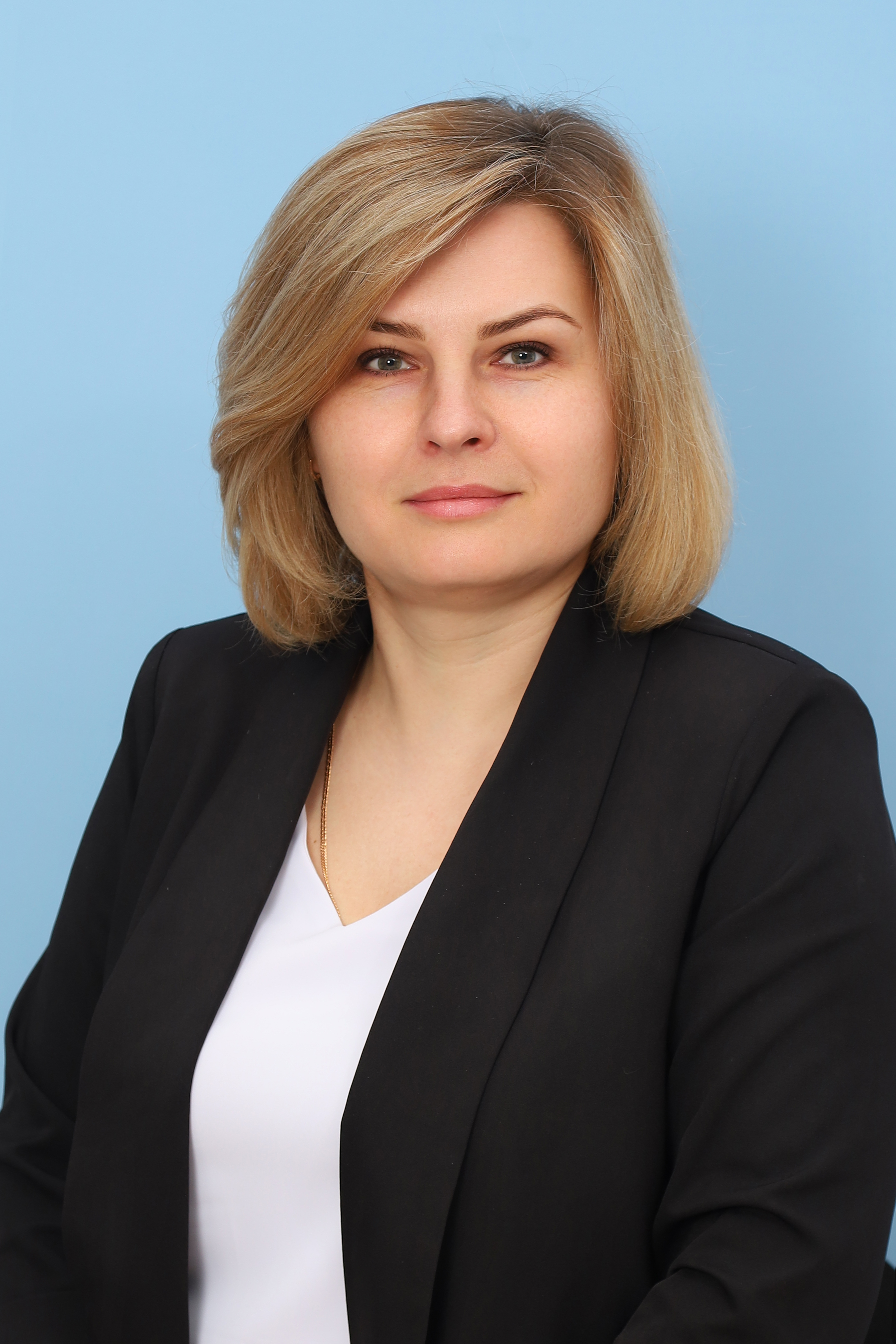 Стекольникова Елена Витальевна.